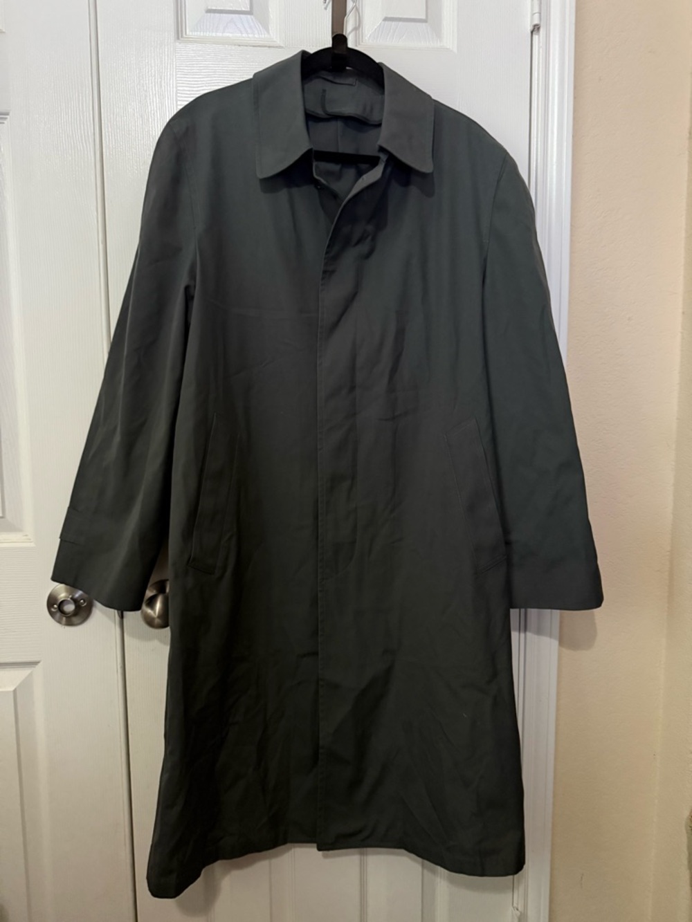 London Fog Trench Coat 40 Regular (M)